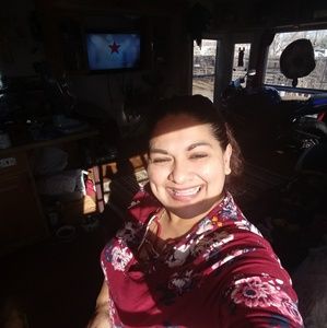 Meet your Posher, Yolanda